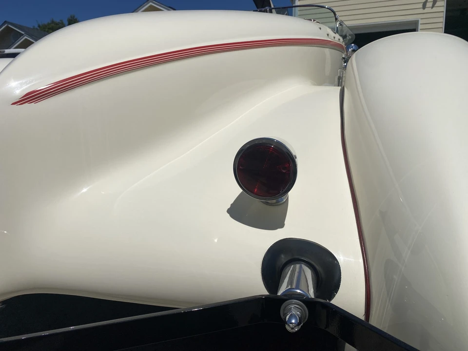 Auburn Speedster - Image 30 of 31