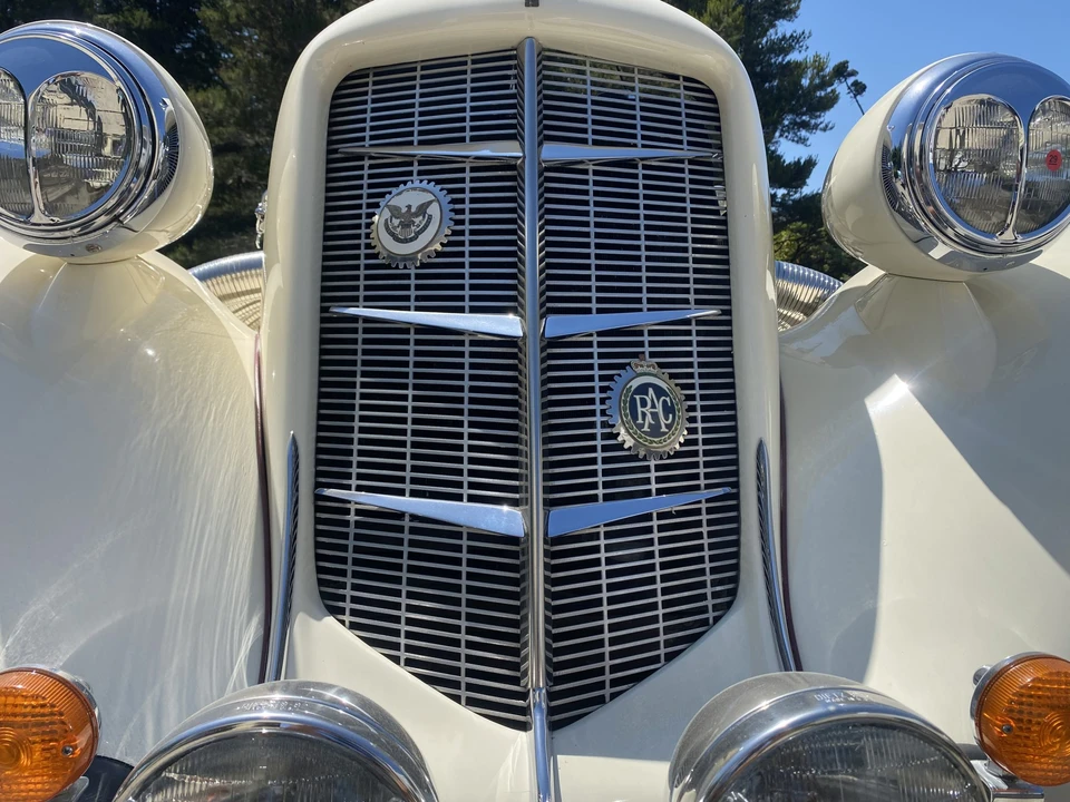 Auburn Speedster - Image 17 of 31
