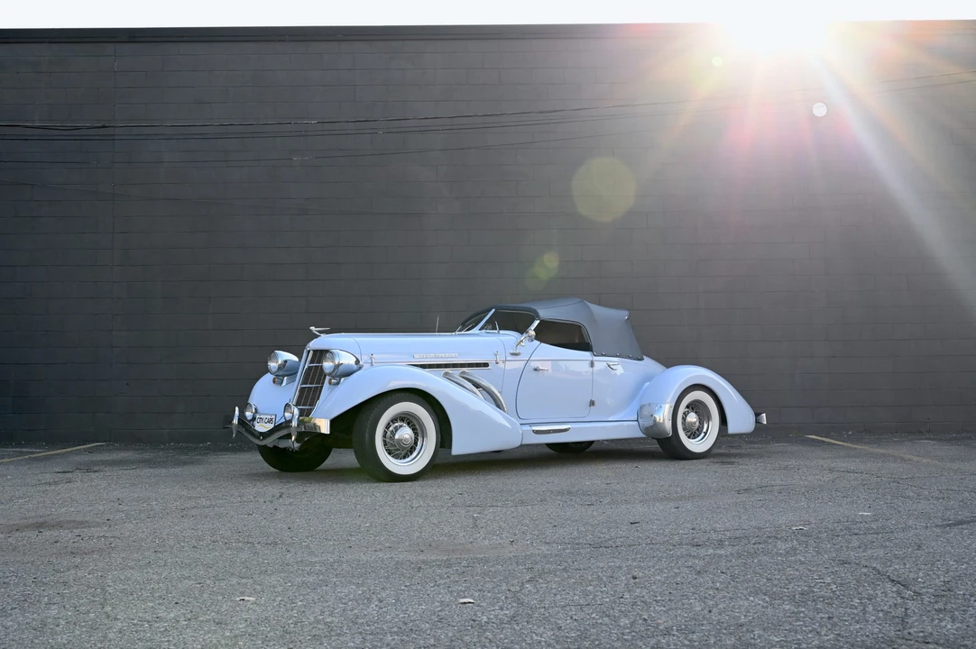 Auburn Speedster - Image 2 of 31
