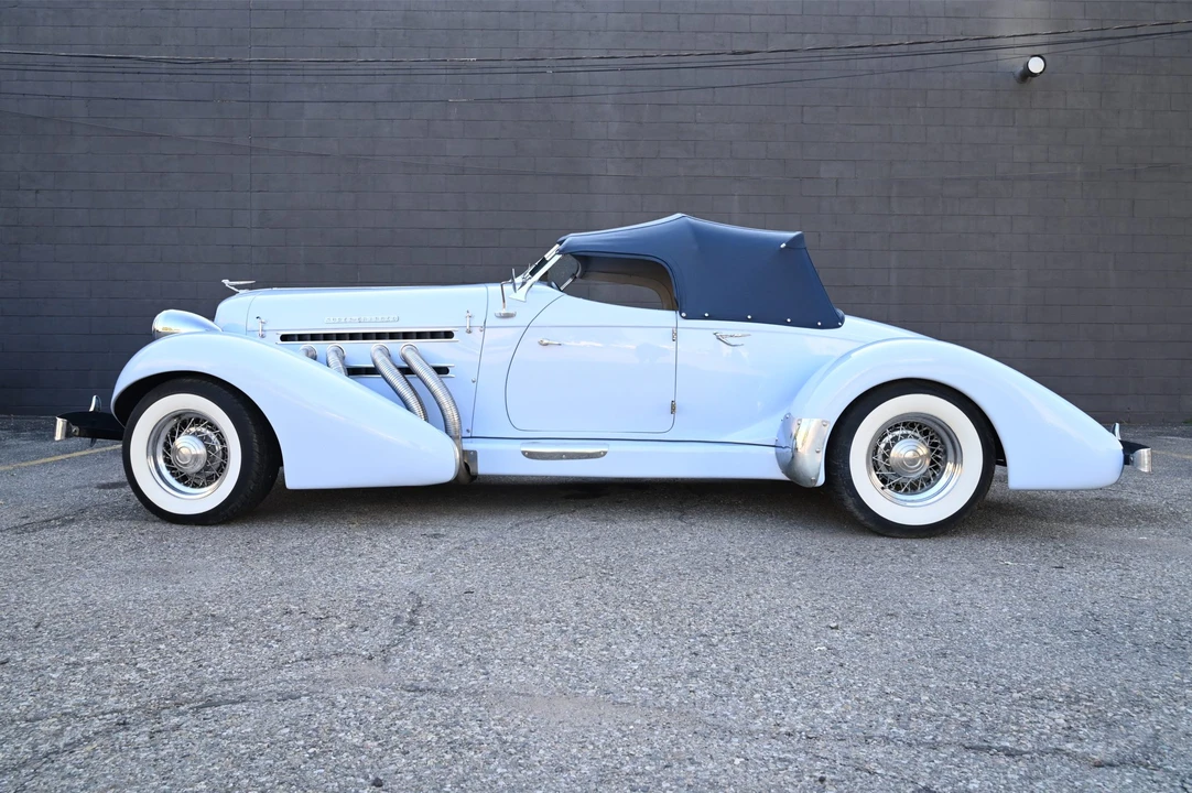 Auburn Speedster - Image 14 of 31