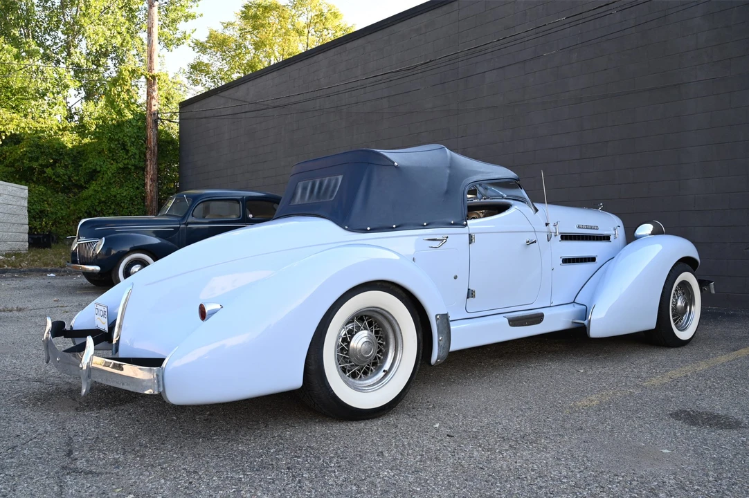 Auburn Speedster - Image 20 of 31