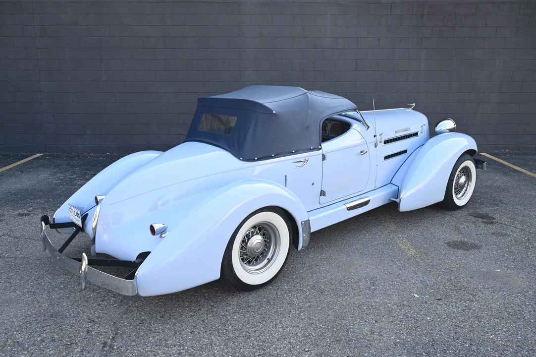 Auburn Speedster - Image 21 of 31