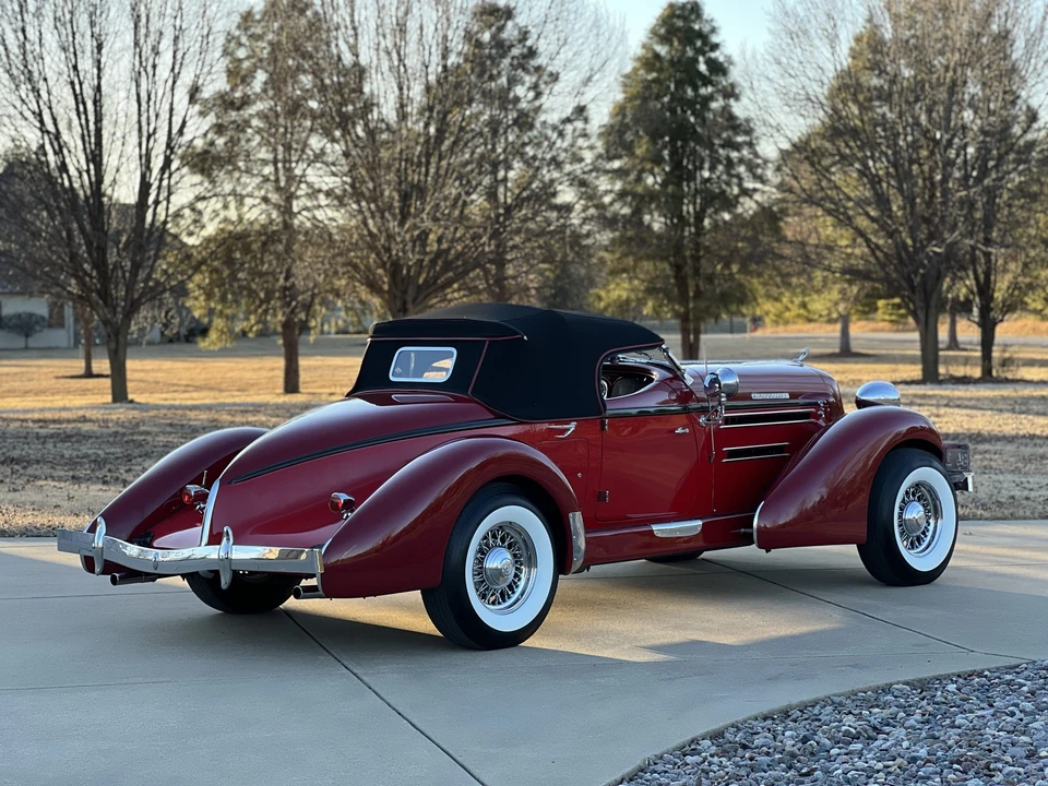 Auburn Speedster - Image 29 of 31