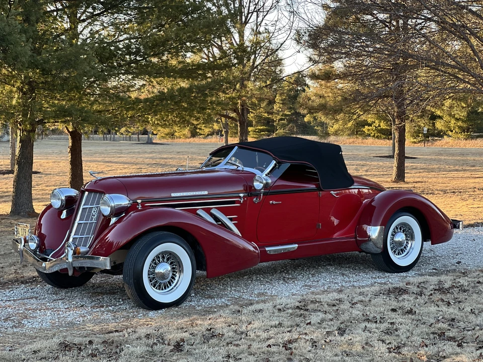Auburn Speedster - Image 21 of 31