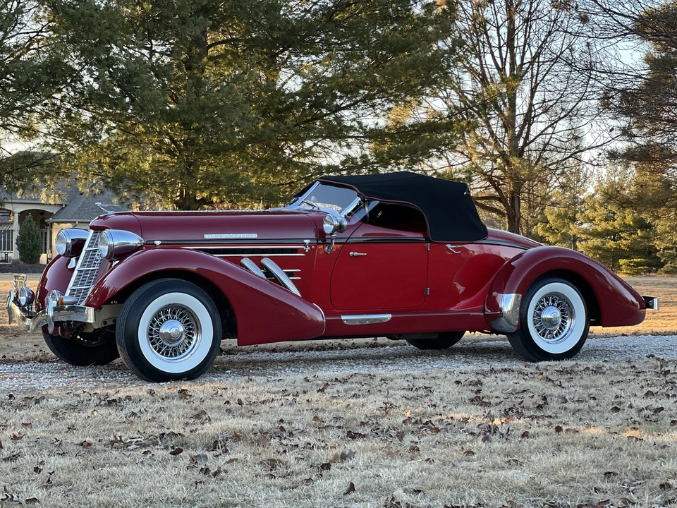 Auburn Speedster - Image 20 of 31