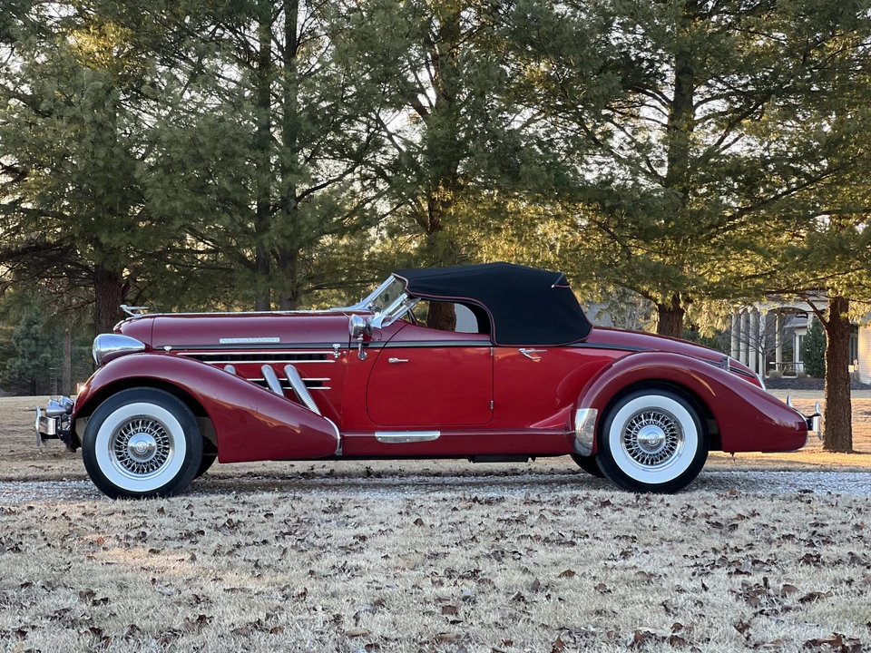 Auburn Speedster - Image 19 of 31