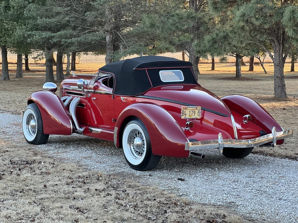 Auburn Speedster - Image 17 of 31