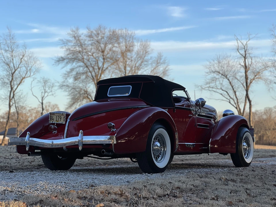 Auburn Speedster - Image 16 of 31