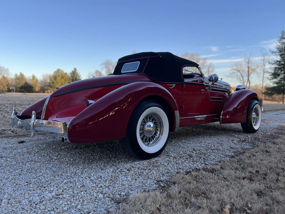 Auburn Speedster - Image 15 of 31