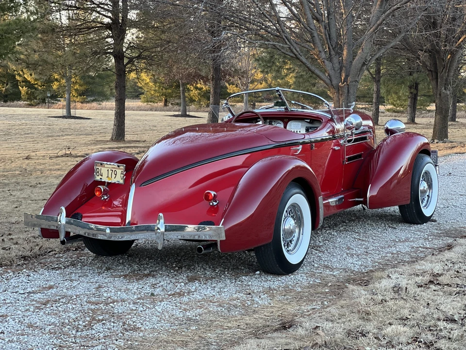 Auburn Speedster - Image 6 of 31