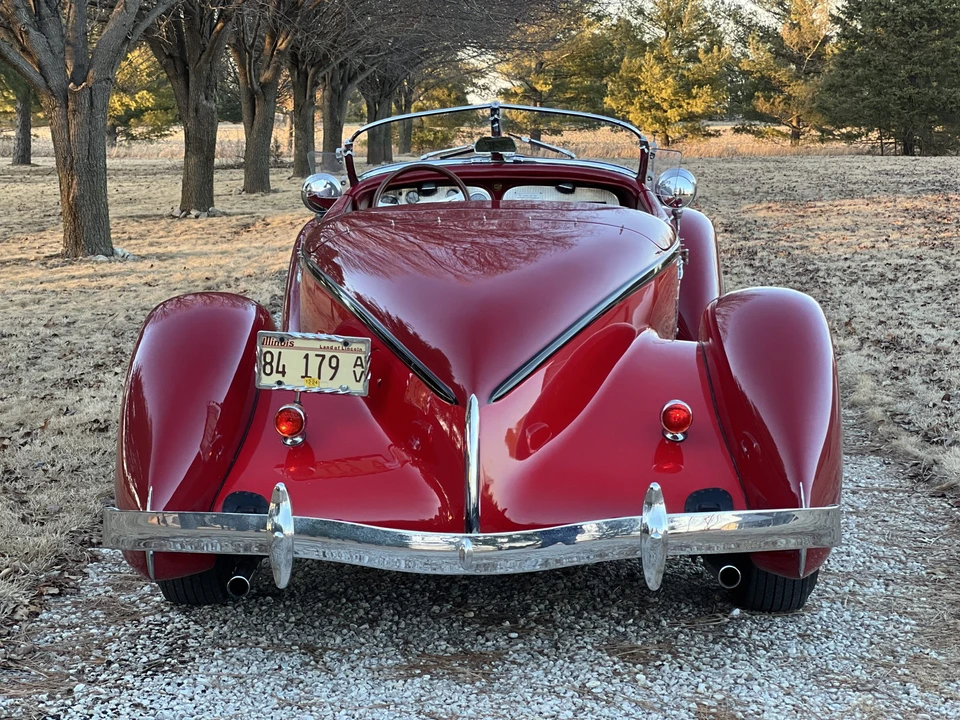 Auburn Speedster - Image 14 of 31