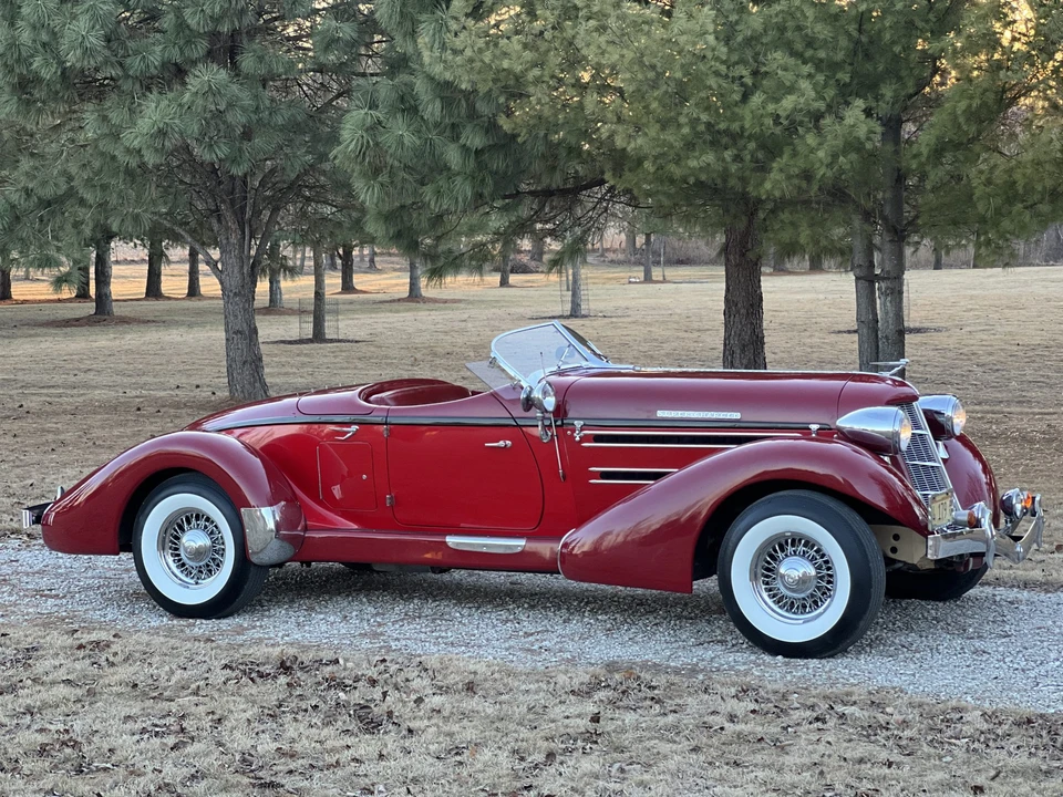 Auburn Speedster - Image 8 of 31