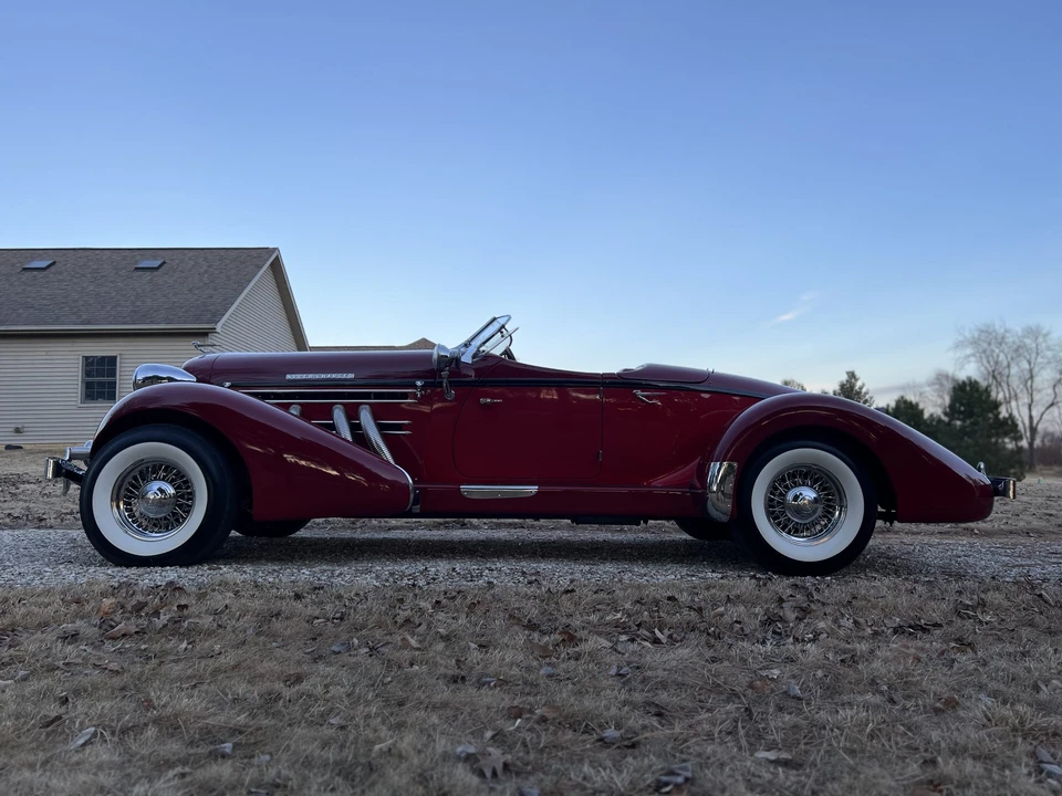Auburn Speedster - Image 13 of 31