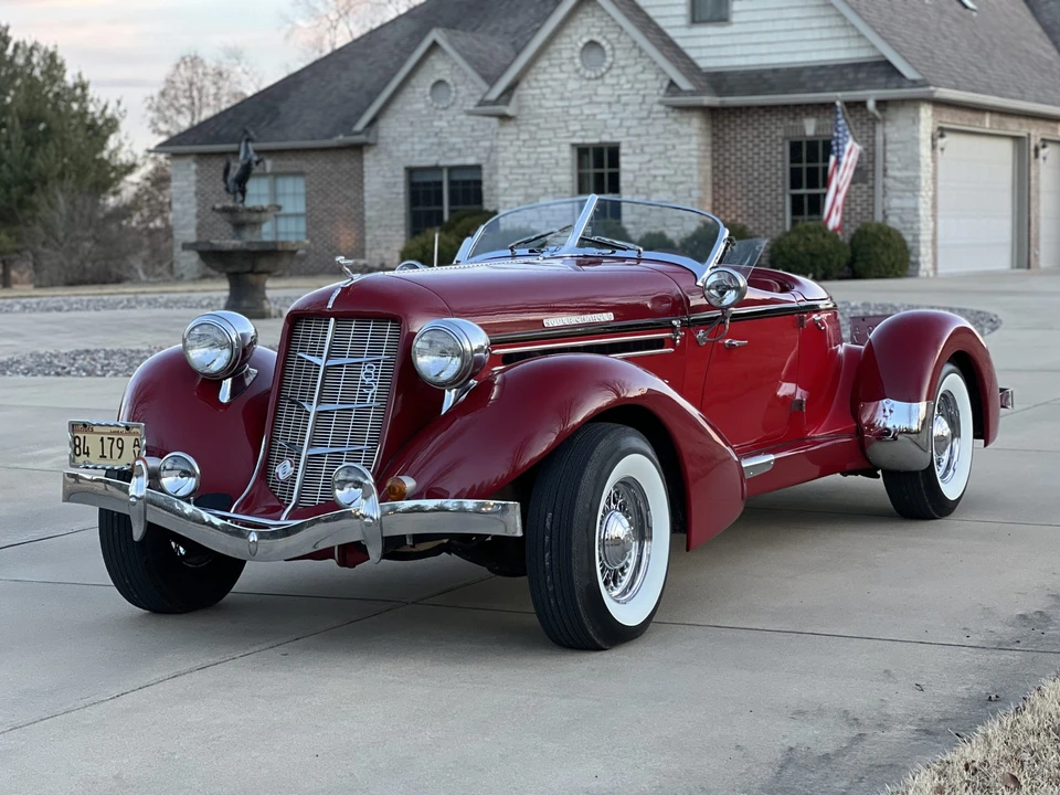 Auburn Speedster - Image 2 of 31