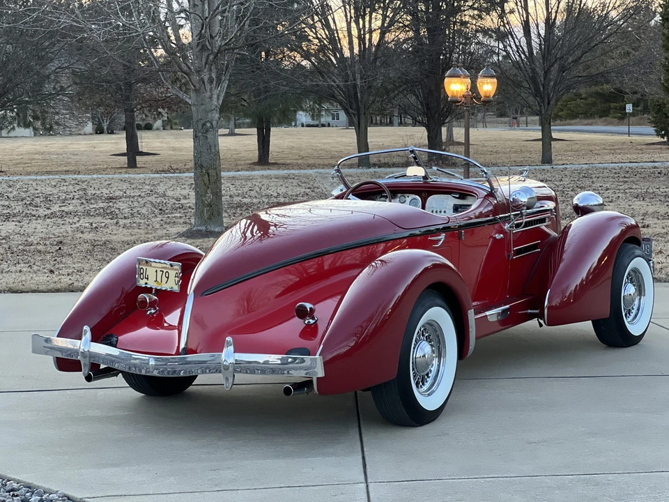 Auburn Speedster - Image 5 of 31