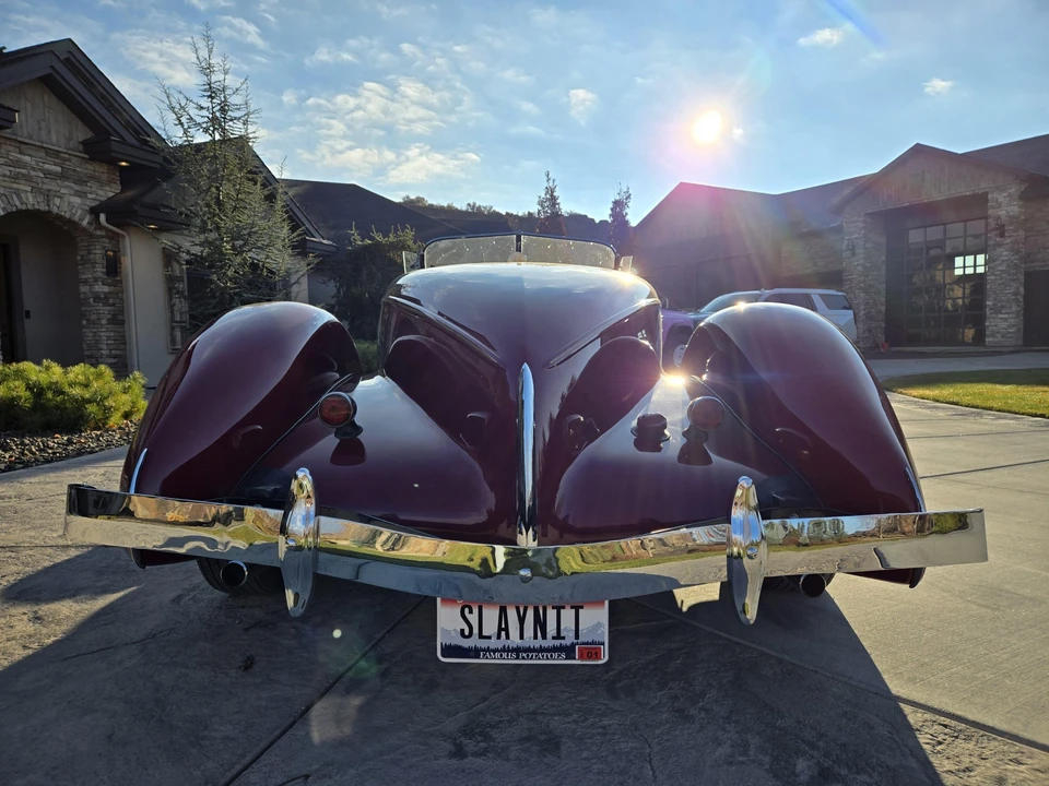 Auburn Speedster - Image 7 of 31