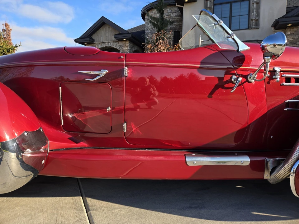 Auburn Speedster - Image 25 of 31