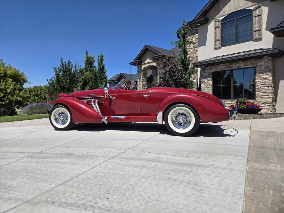 Auburn Speedster - Image 6 of 31