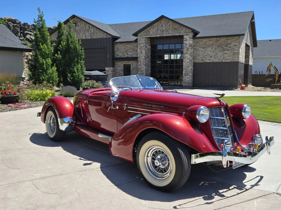 Auburn Speedster - Image 11 of 31