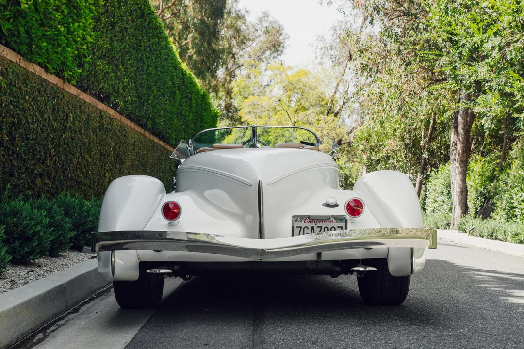 Auburn Speedster - Image 7 of 31