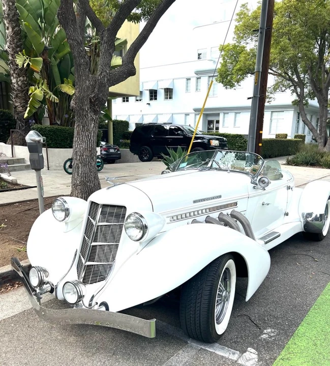 Auburn Speedster - Image 10 of 31