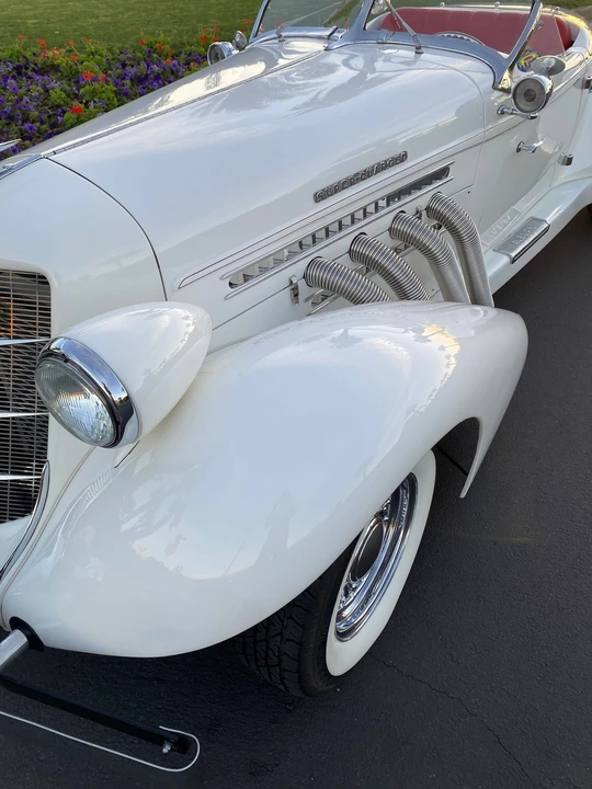 Auburn Speedster - Image 9 of 31