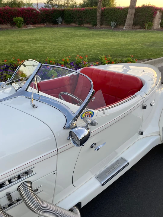 Auburn Speedster - Image 16 of 31