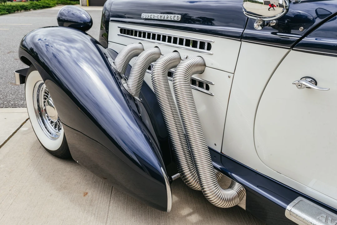 Auburn Speedster - Image 24 of 31