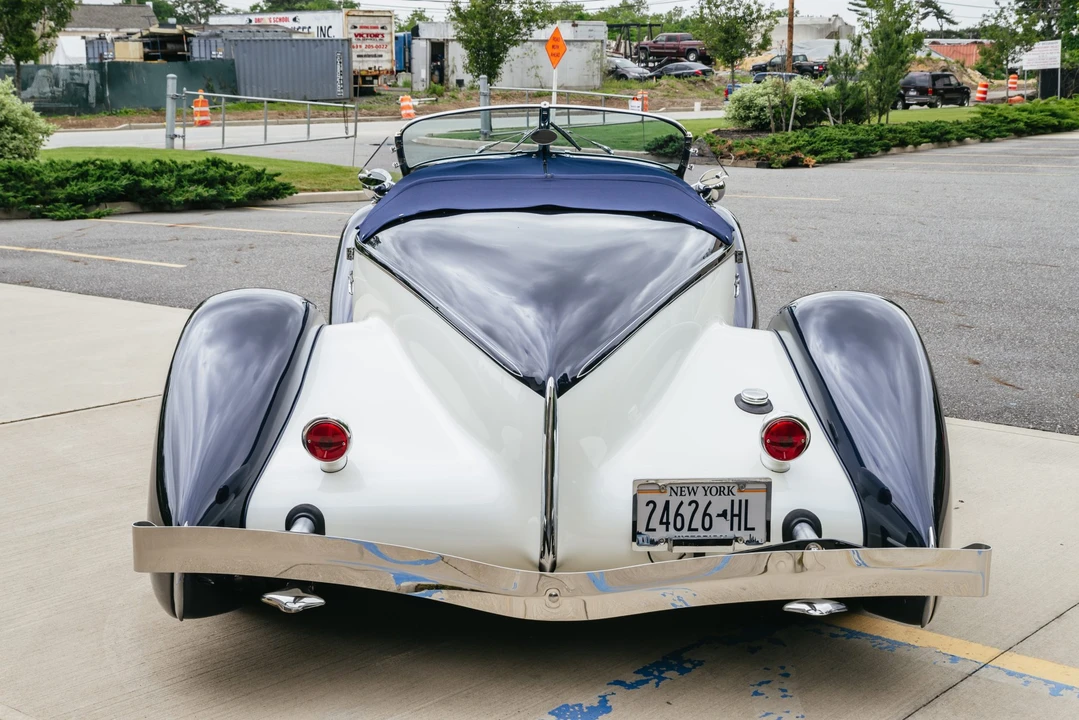 Auburn Speedster - Image 6 of 31