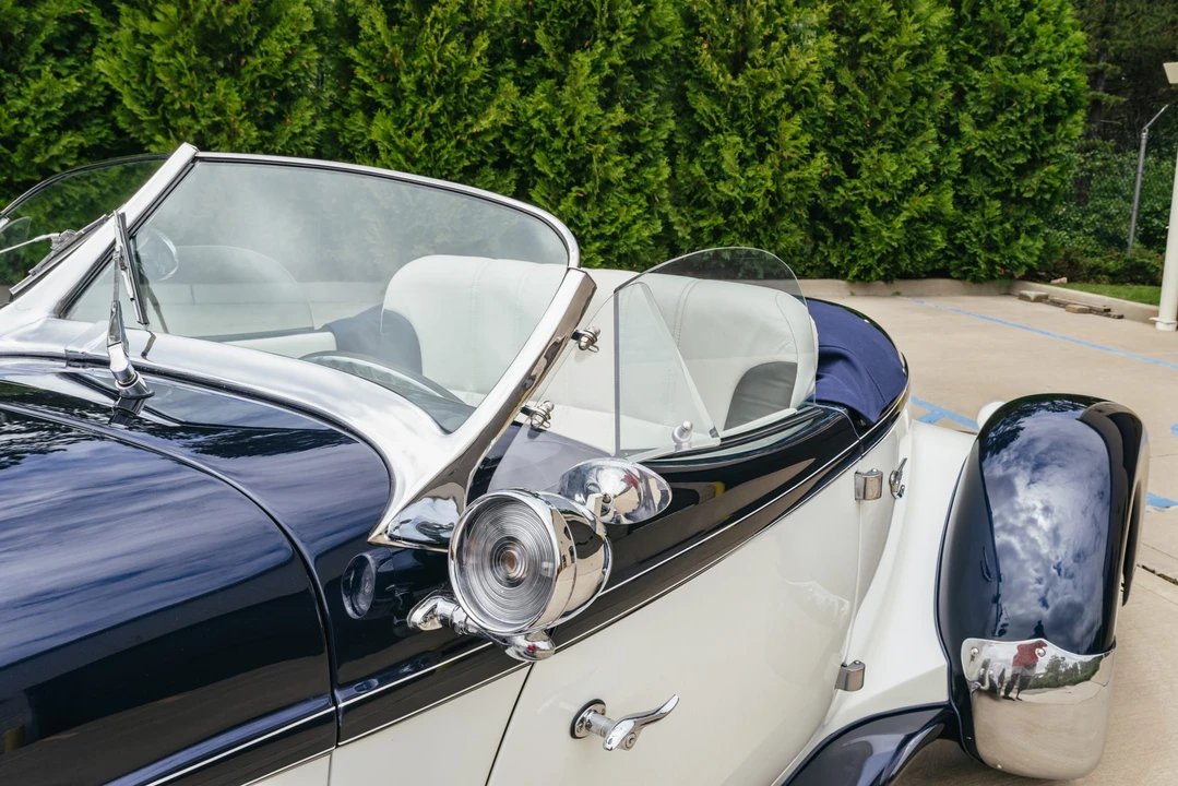 Auburn Speedster - Image 17 of 31