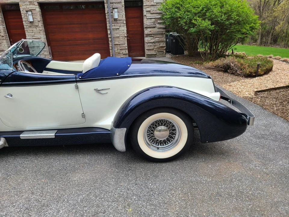 Auburn Speedster - Image 19 of 31