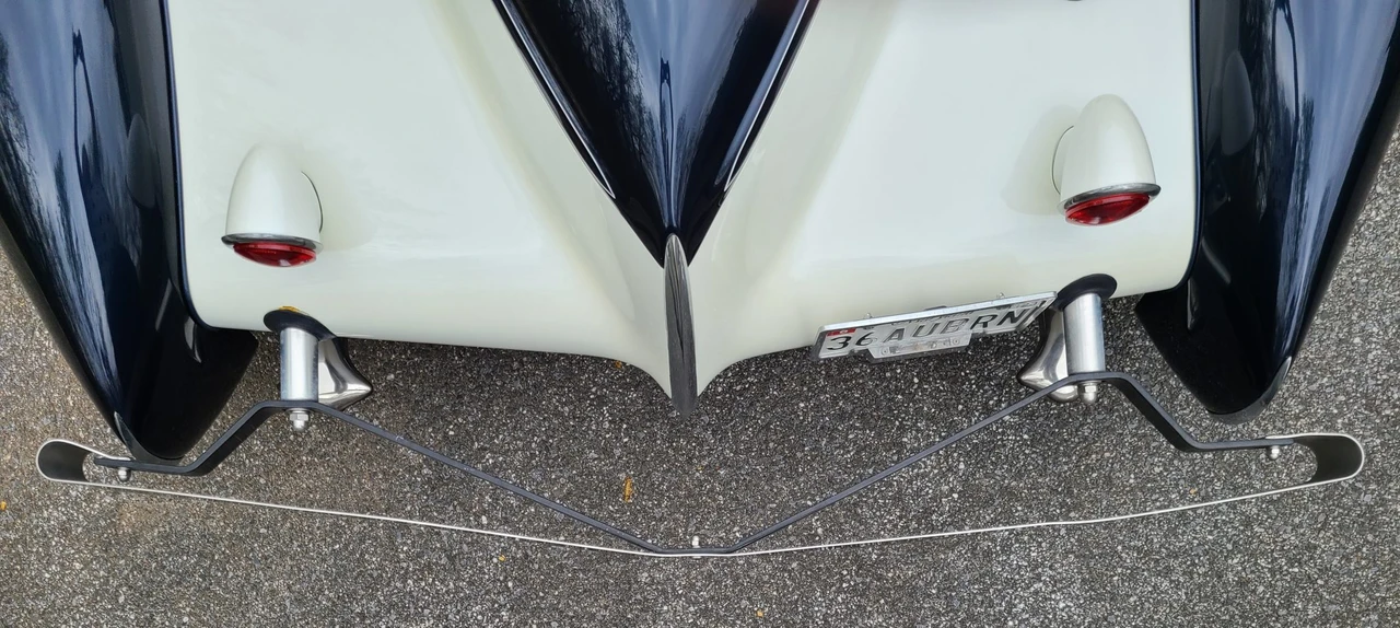 Auburn Speedster - Image 25 of 31