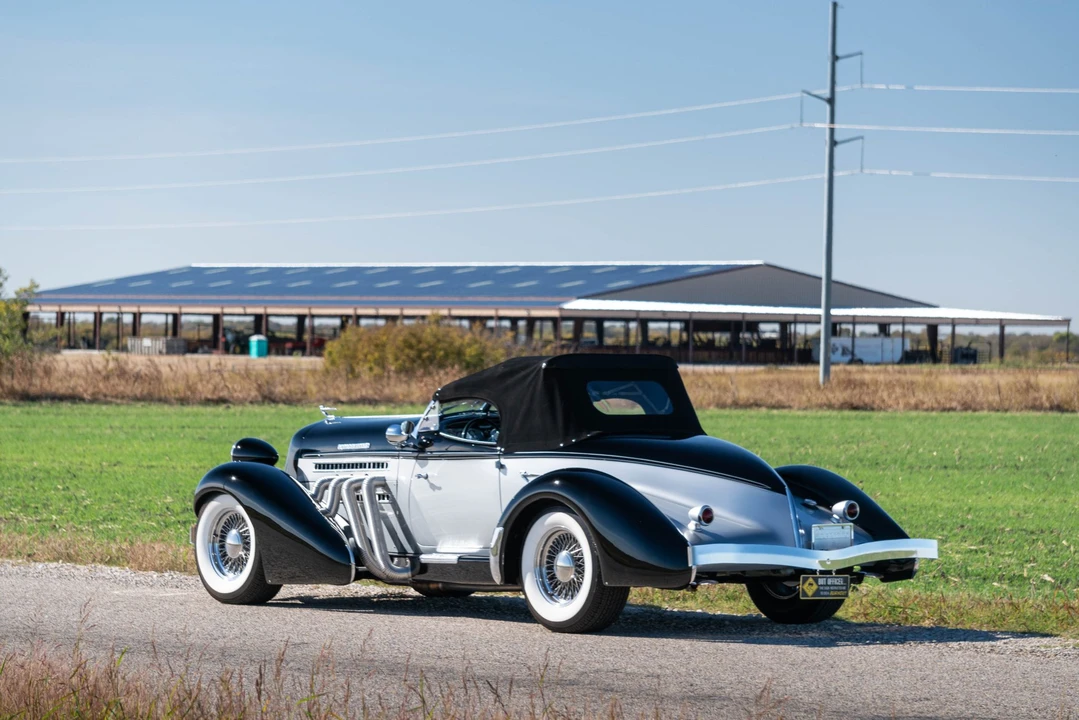 Auburn Speedster - Image 21 of 31