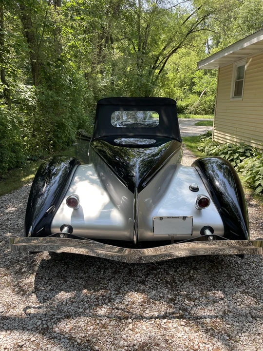 Auburn Speedster - Image 5 of 31