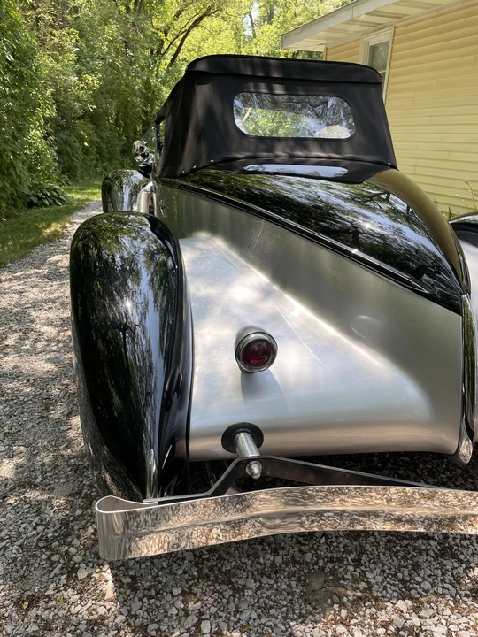Auburn Speedster - Image 15 of 31