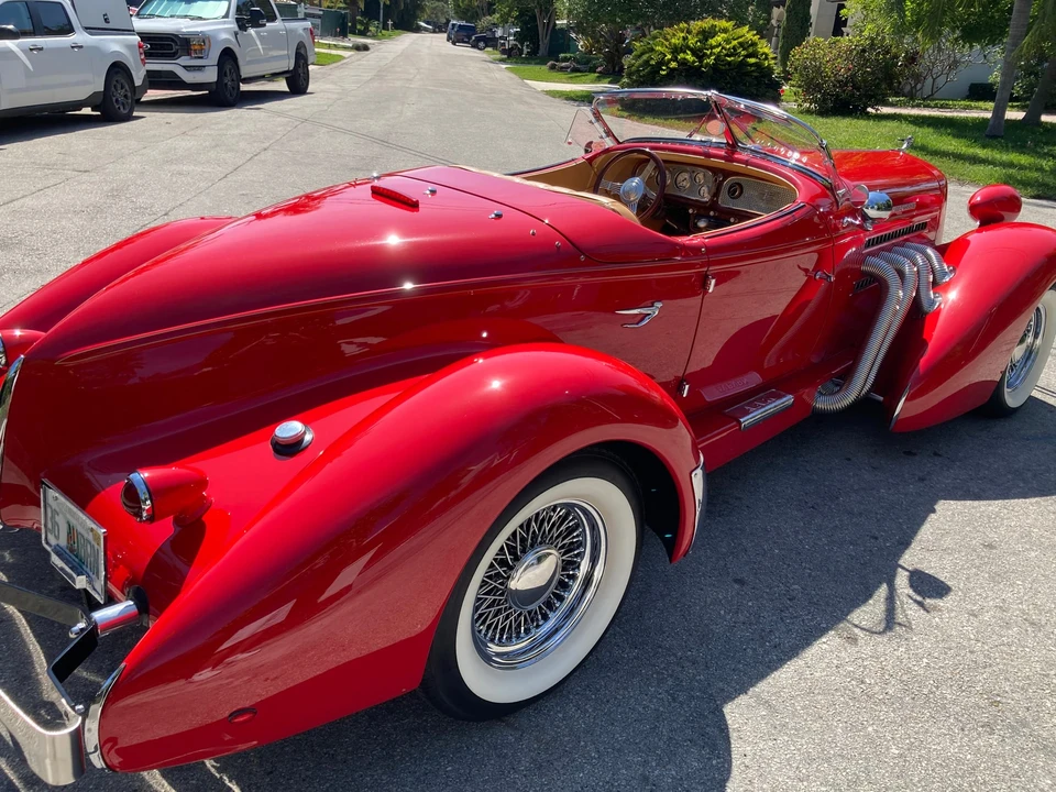 Auburn Speedster - Image 21 of 31