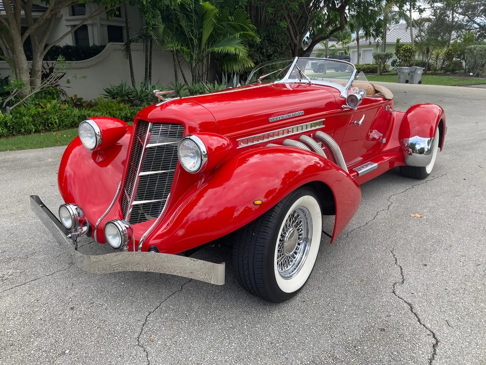 Auburn Speedster - Image 2 of 31