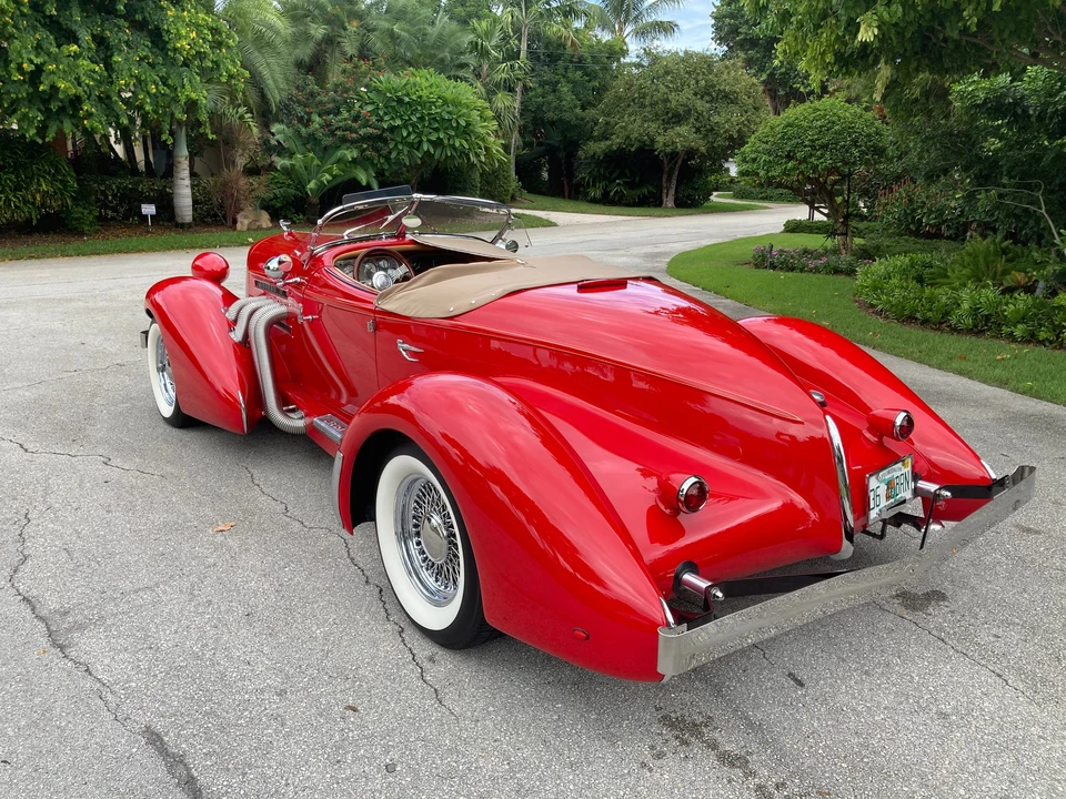 Auburn Speedster - Image 11 of 31
