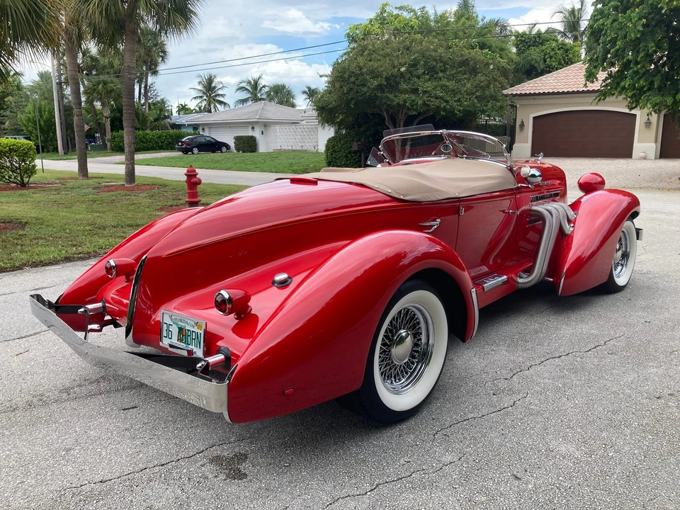Auburn Speedster - Image 8 of 31