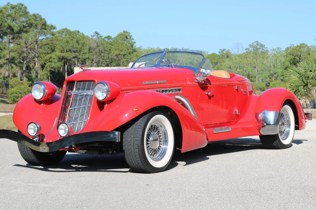 Auburn Speedster - Image 3 of 31