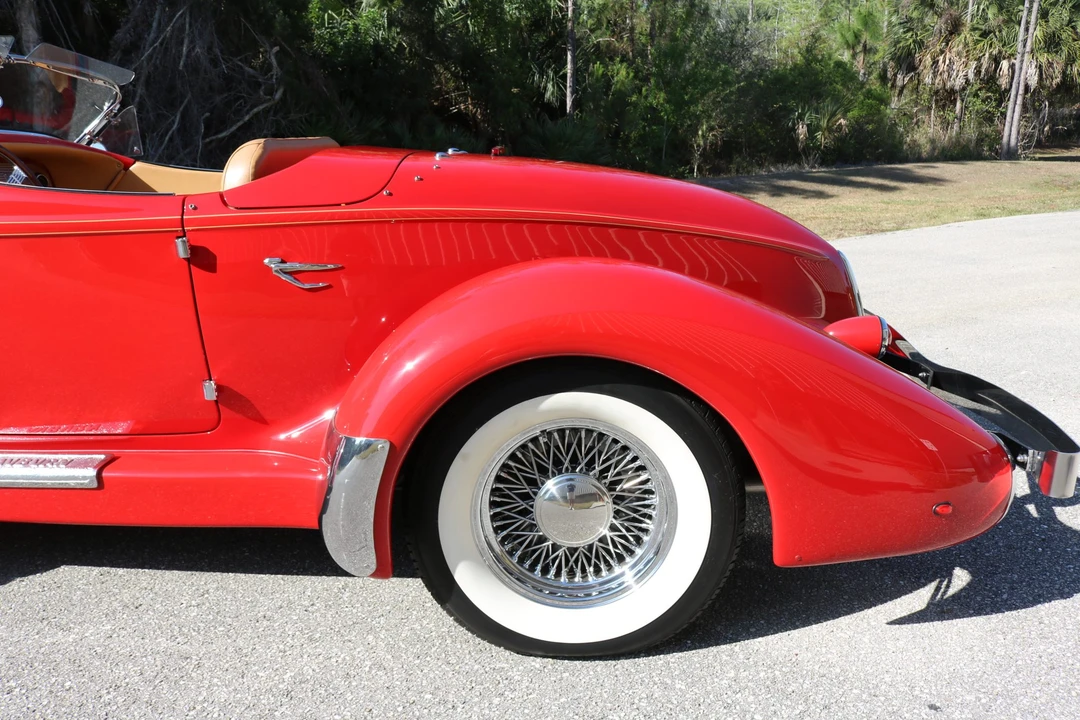 Auburn Speedster - Image 29 of 31