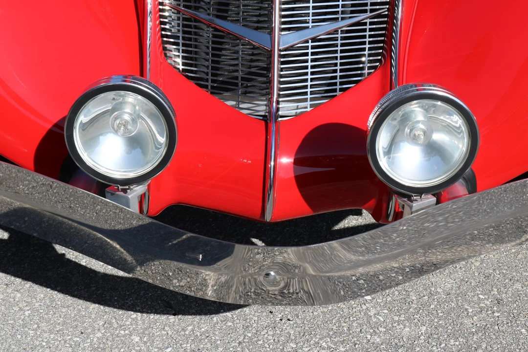 Auburn Speedster - Image 21 of 31