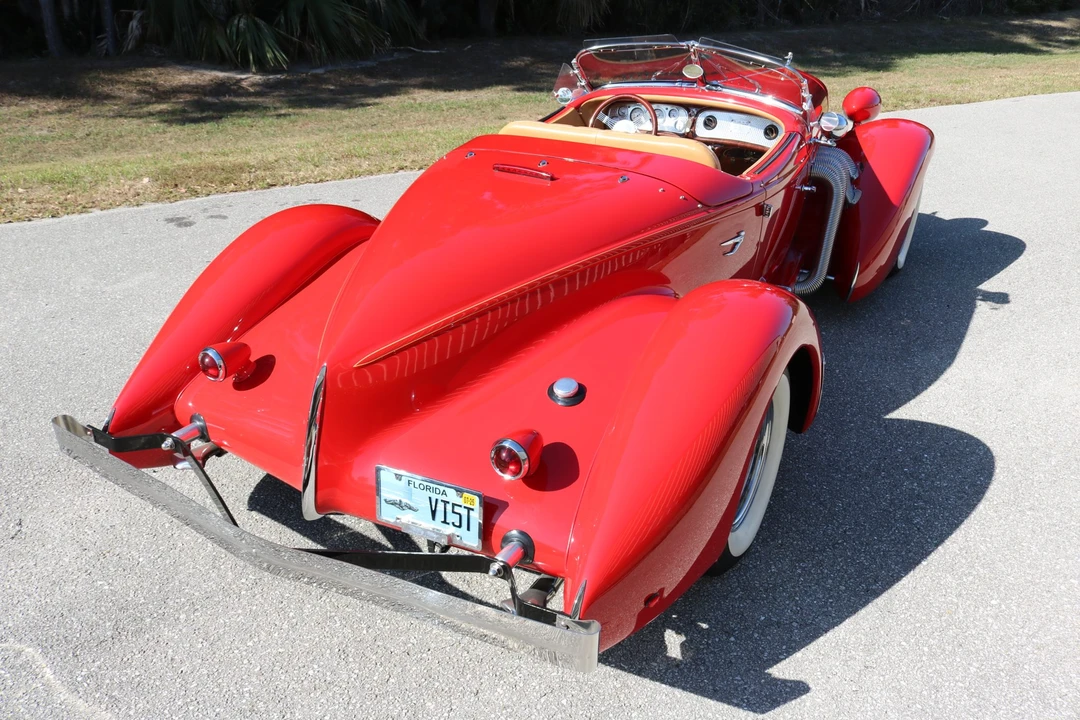 Auburn Speedster - Image 13 of 31