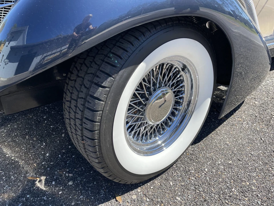 Auburn Speedster - Image 26 of 31