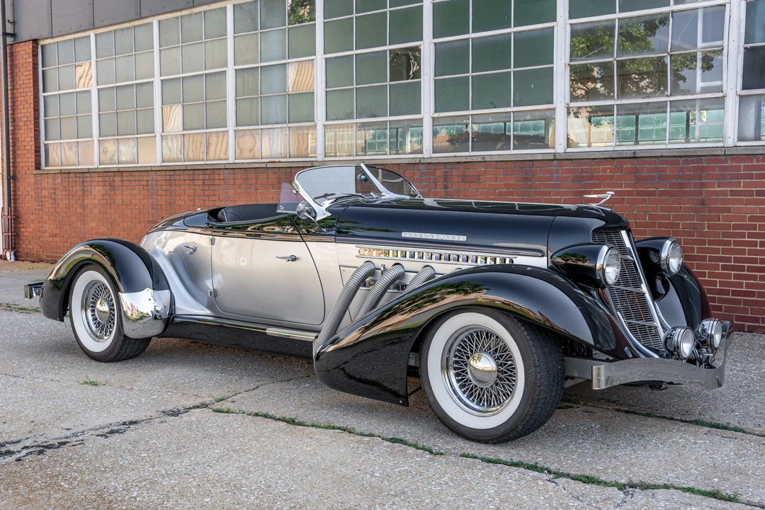 Auburn Speedster - Image 2 of 31
