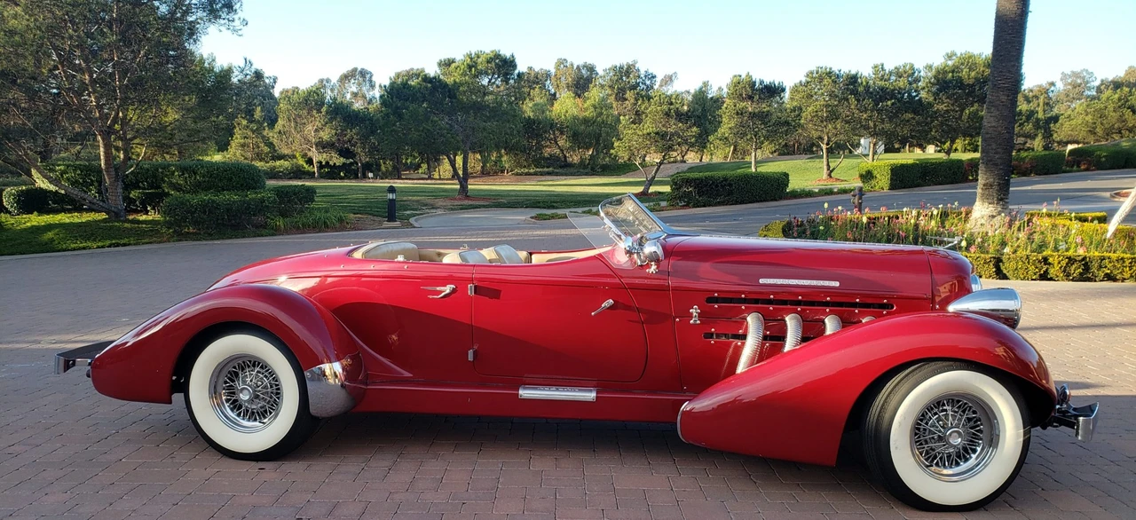 Auburn Speedster - Image 9 of 31