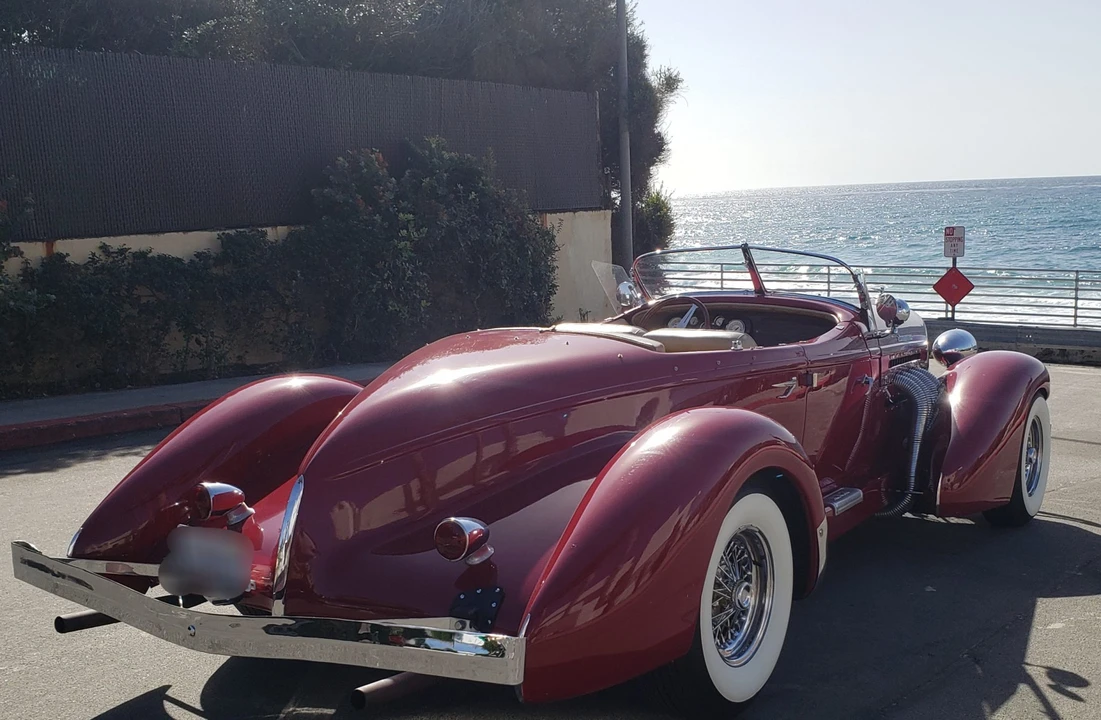Auburn Speedster - Image 19 of 31