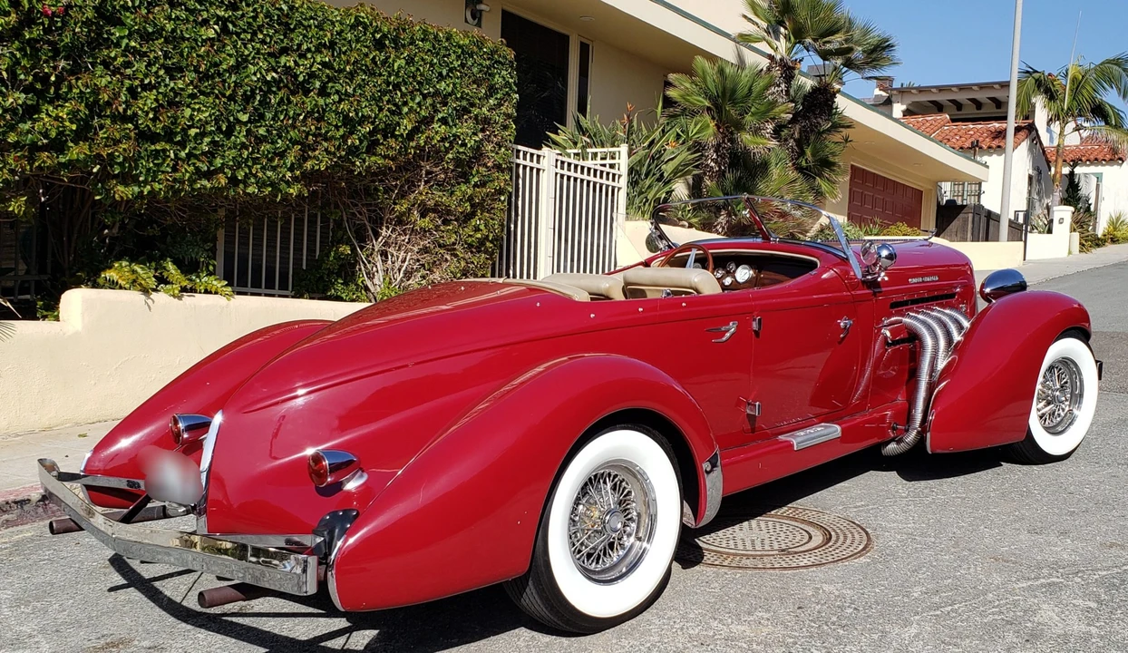 Auburn Speedster - Image 13 of 31