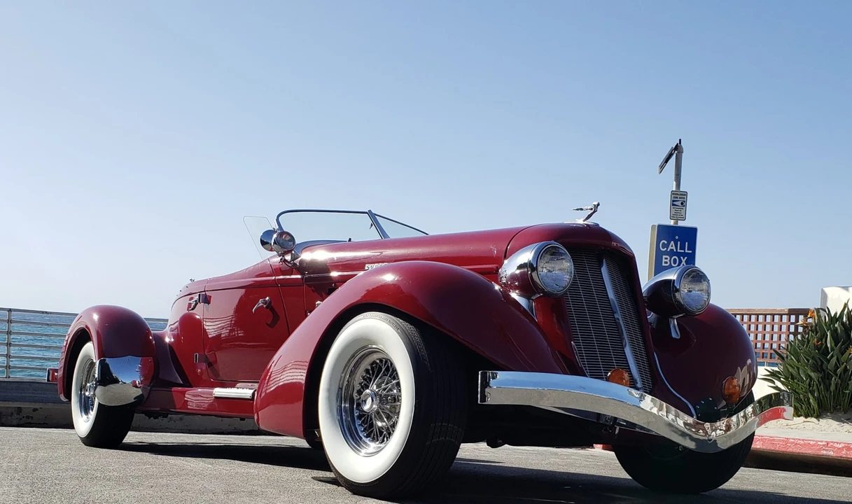Auburn Speedster - Image 3 of 31