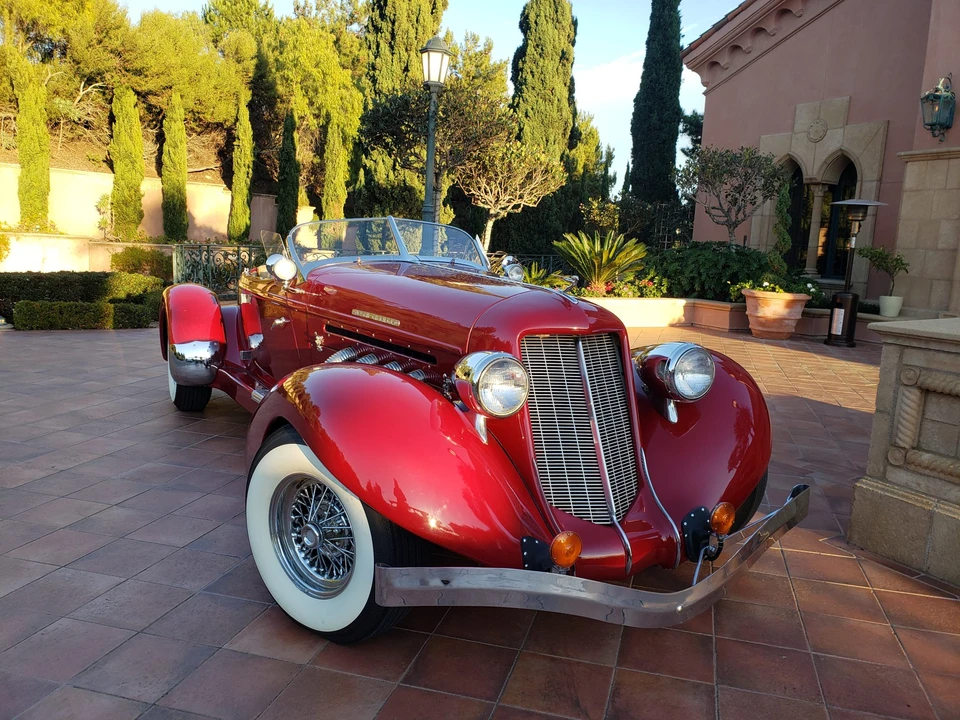 Auburn Speedster - Image 2 of 31